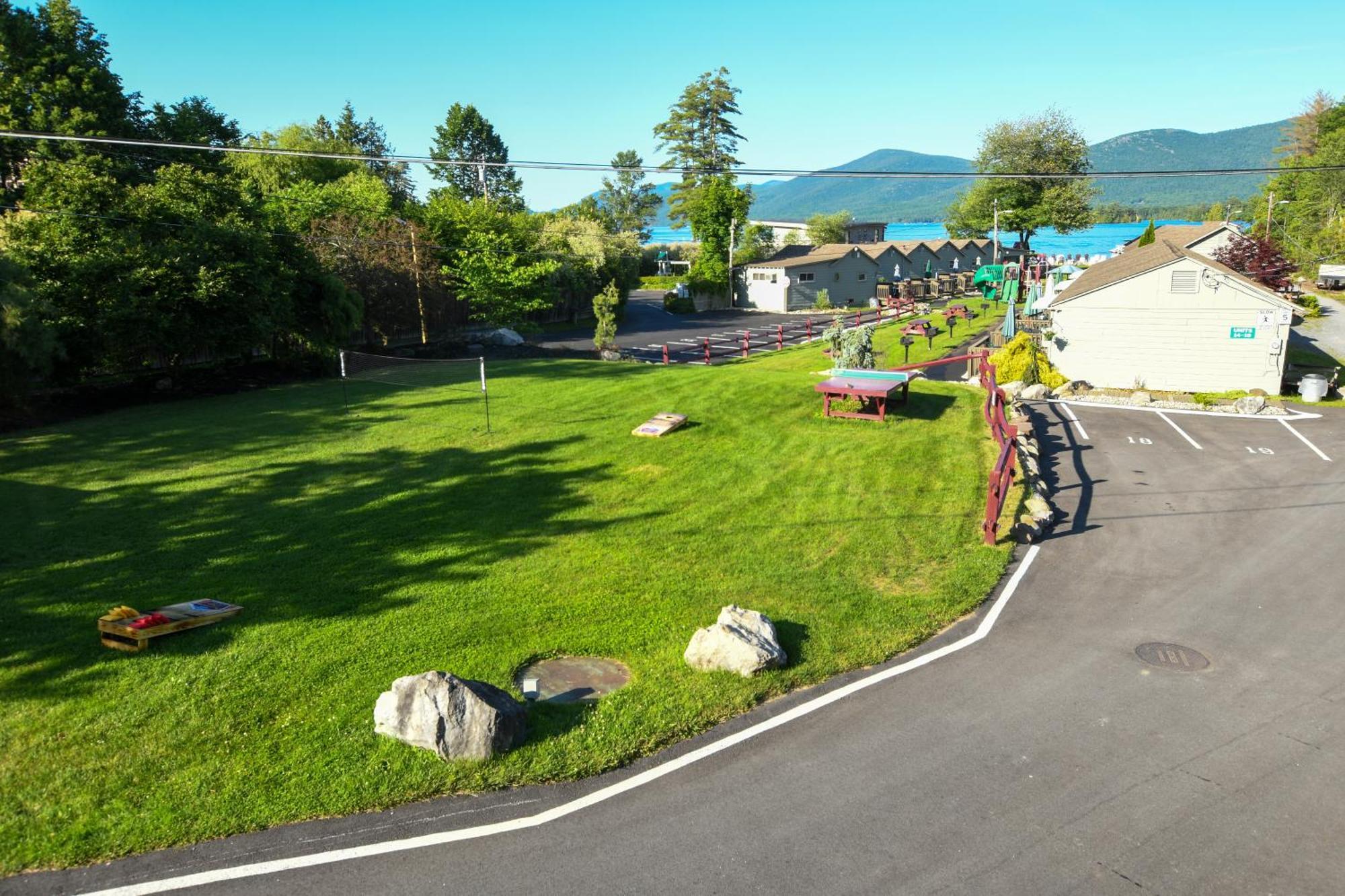 Lake George Diamond Cove Cottages, Cabins, & Hotel Экстерьер фото