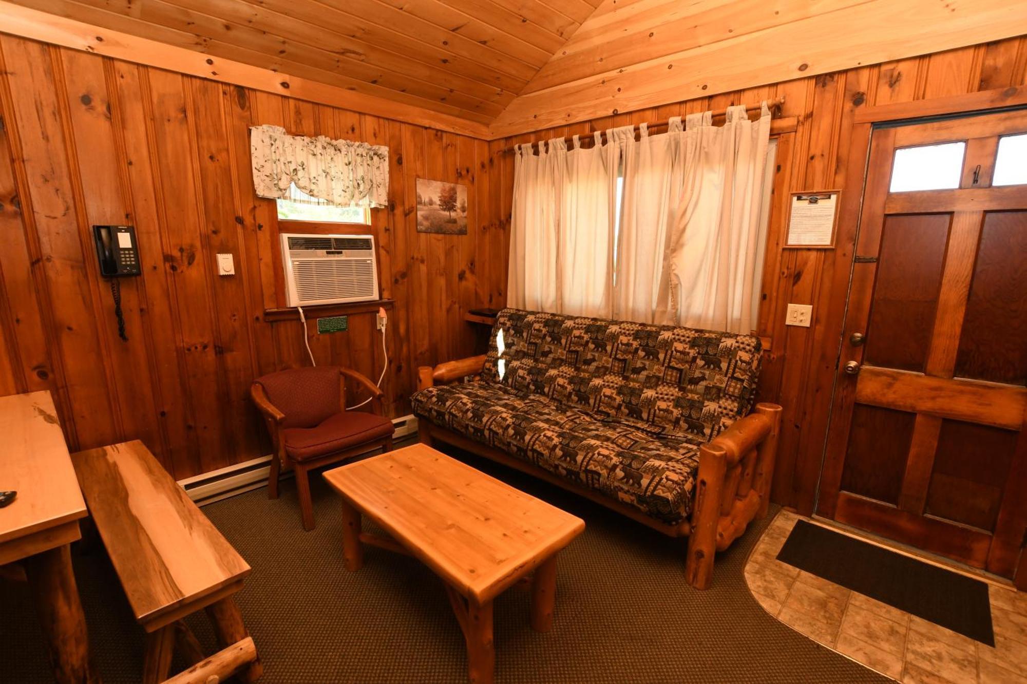 Lake George Diamond Cove Cottages, Cabins, & Hotel Экстерьер фото