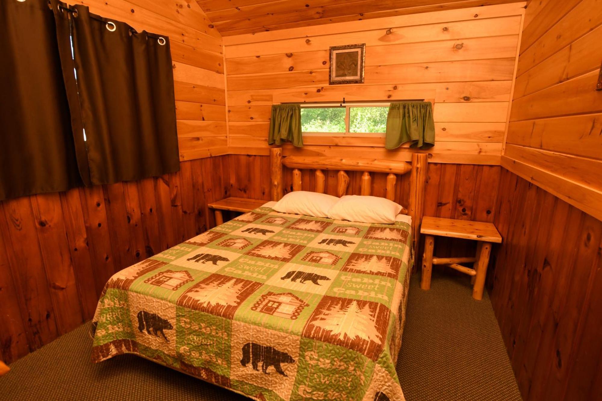 Lake George Diamond Cove Cottages, Cabins, & Hotel Экстерьер фото