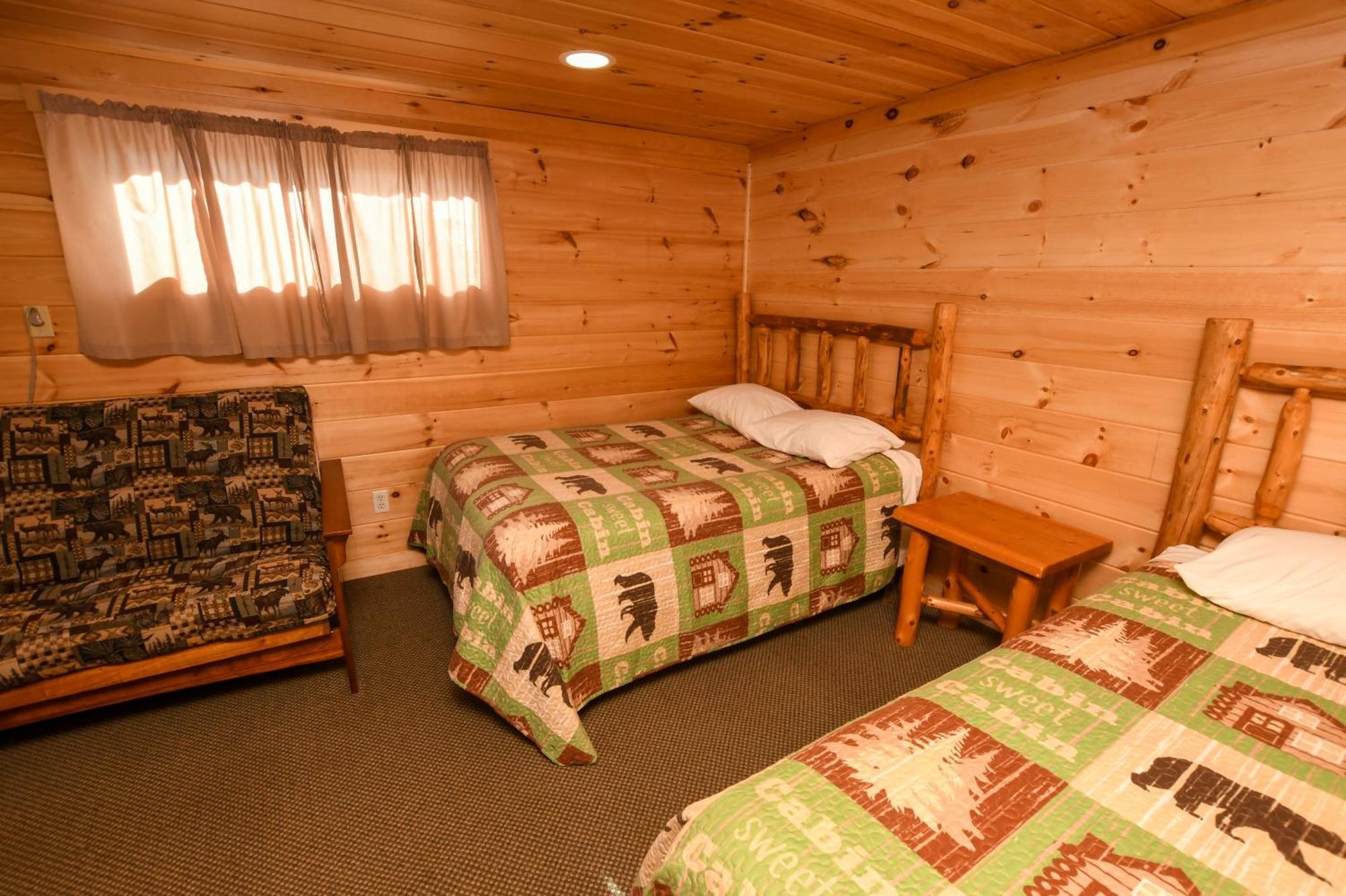 Lake George Diamond Cove Cottages, Cabins, & Hotel Экстерьер фото